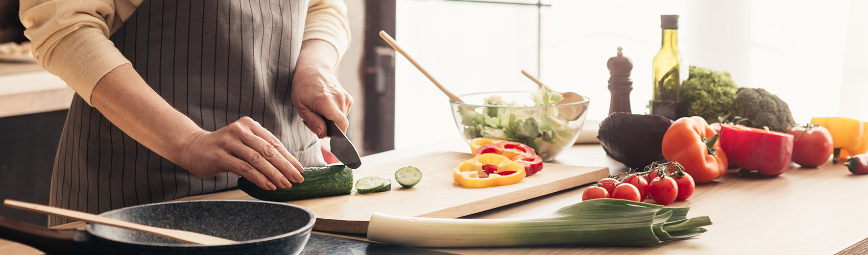 Women preparing food