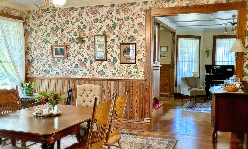 dining room with view to parlor